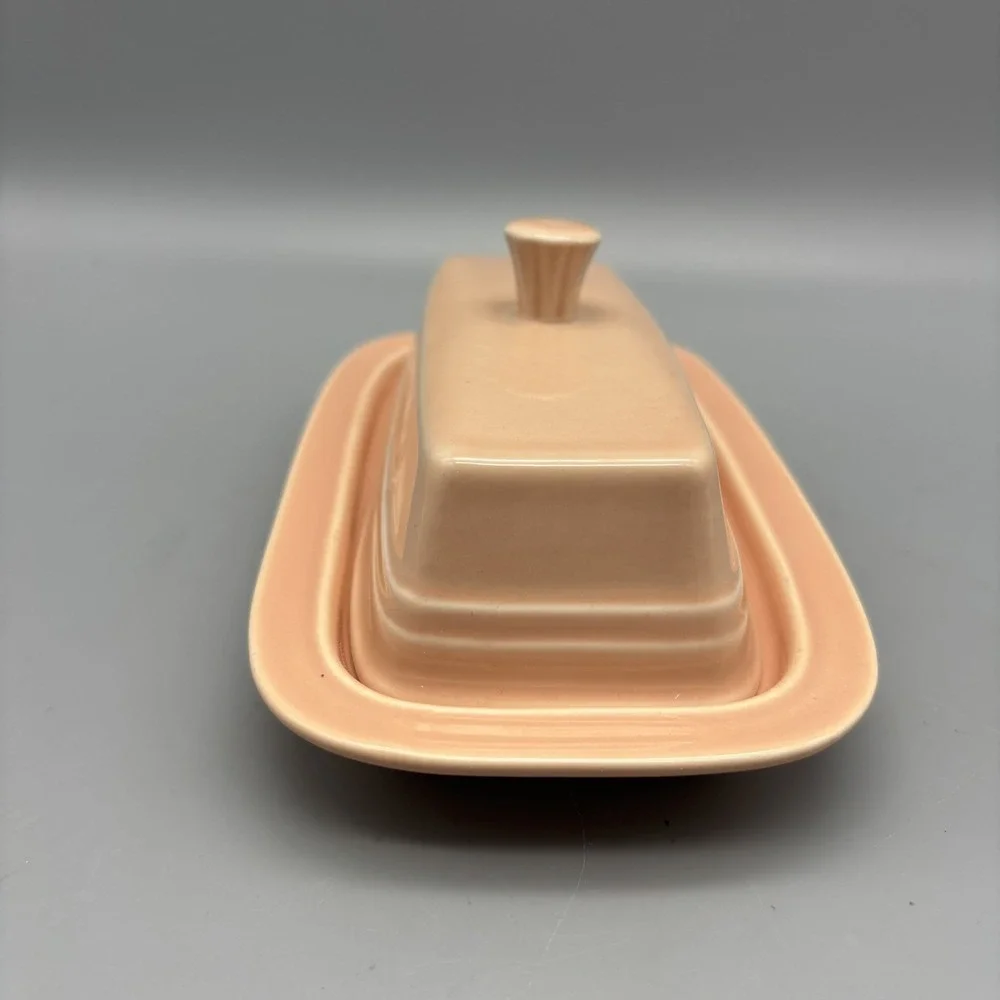 VINTAGE Fiesta, Fiestaware Apricot Covered Butter‎ Dish Unmarked